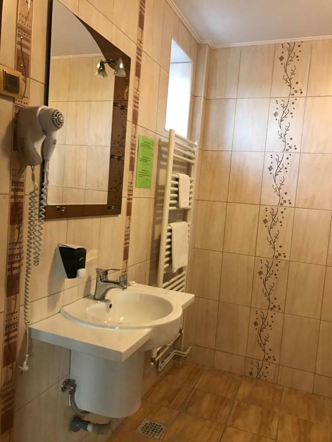 Pension Hanul Andritei Craiova Esterno foto
