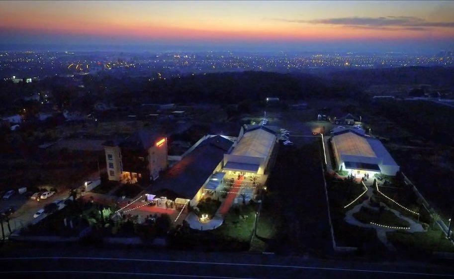 Pension Hanul Andritei Craiova Esterno foto